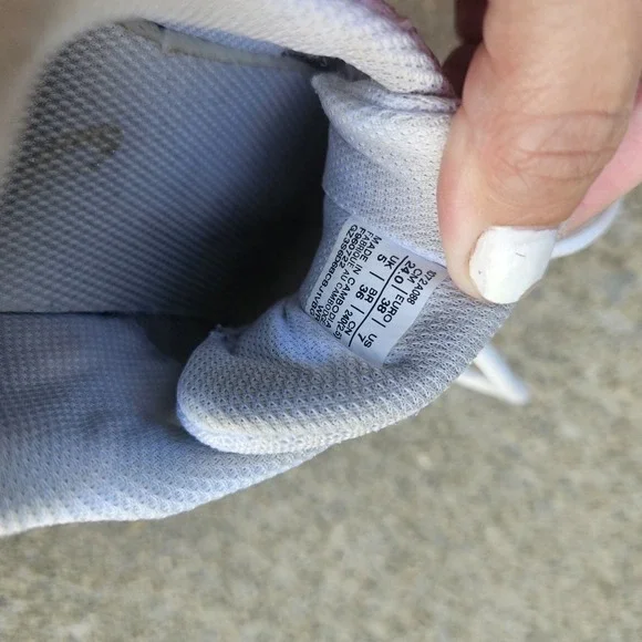 Asics Womens White Running Shoes Sneakers Size 7 Clean - Picture 9 of 10